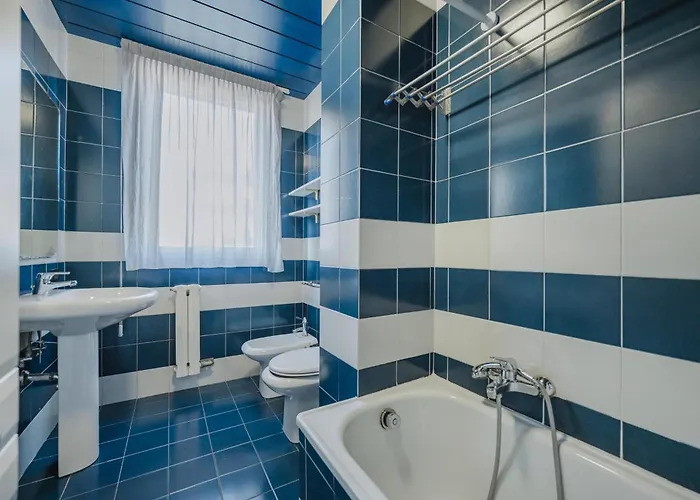 Ca' Nina - 15 Min From & Free Parking Apartament