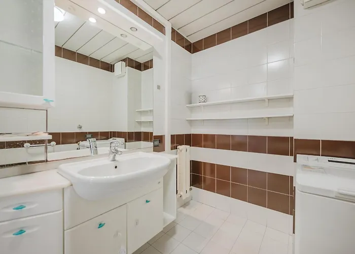 Ca' Nina - 15 Min From & Free Parking Apartament *