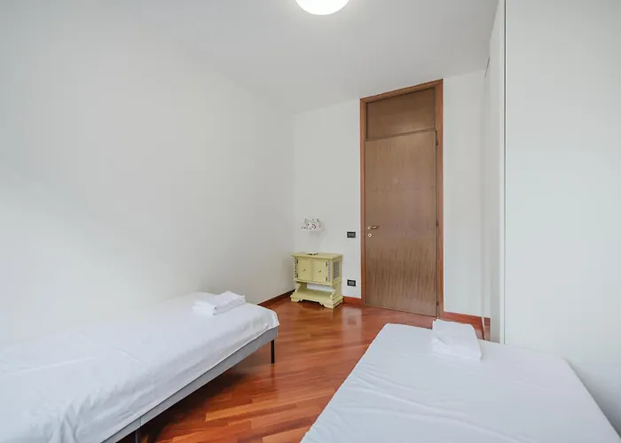 Ca' Nina - 15 Min From & Free Parking Apartament *